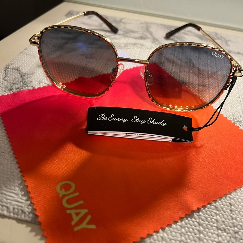 Quay Jezabell Sunglasses